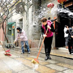 Chinese New Year Traditions - a beginner's guide to CNY traditions